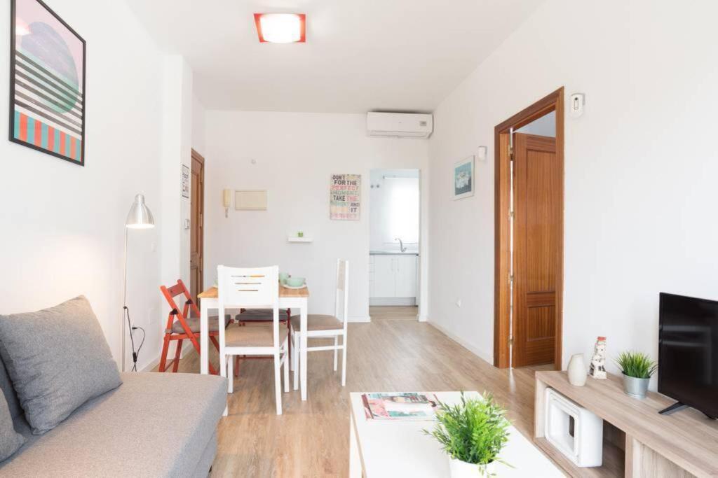 Apartament City Breaks In Malaga Downtown Zewnętrze zdjęcie